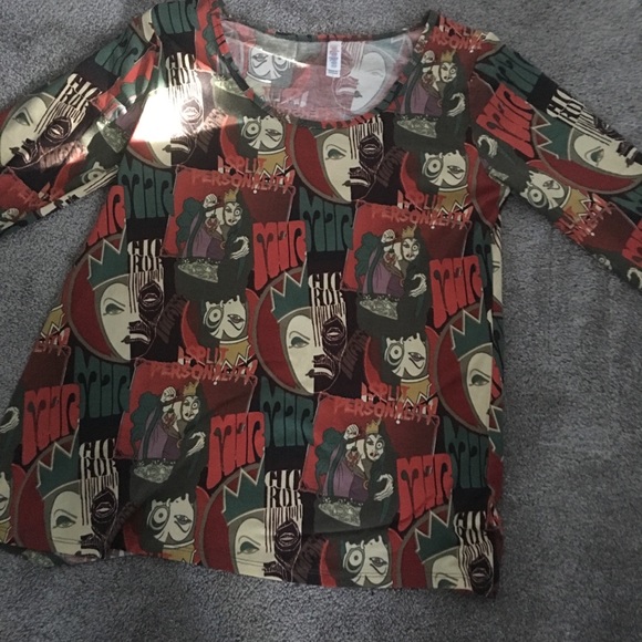 LuLaRoe Tops - Disney Large Lynnae